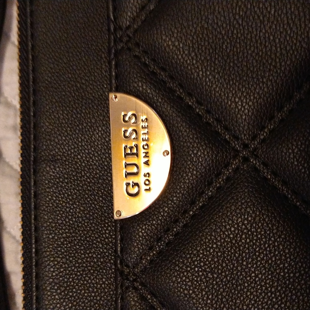NWT Guess Black Purse Wristlet - Picture 2 of 8